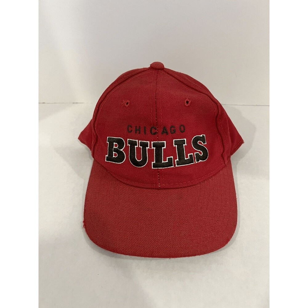 Vintage Chicago Bulls Snapback Hat Red Wool Starter Official Licensed NBA Cap